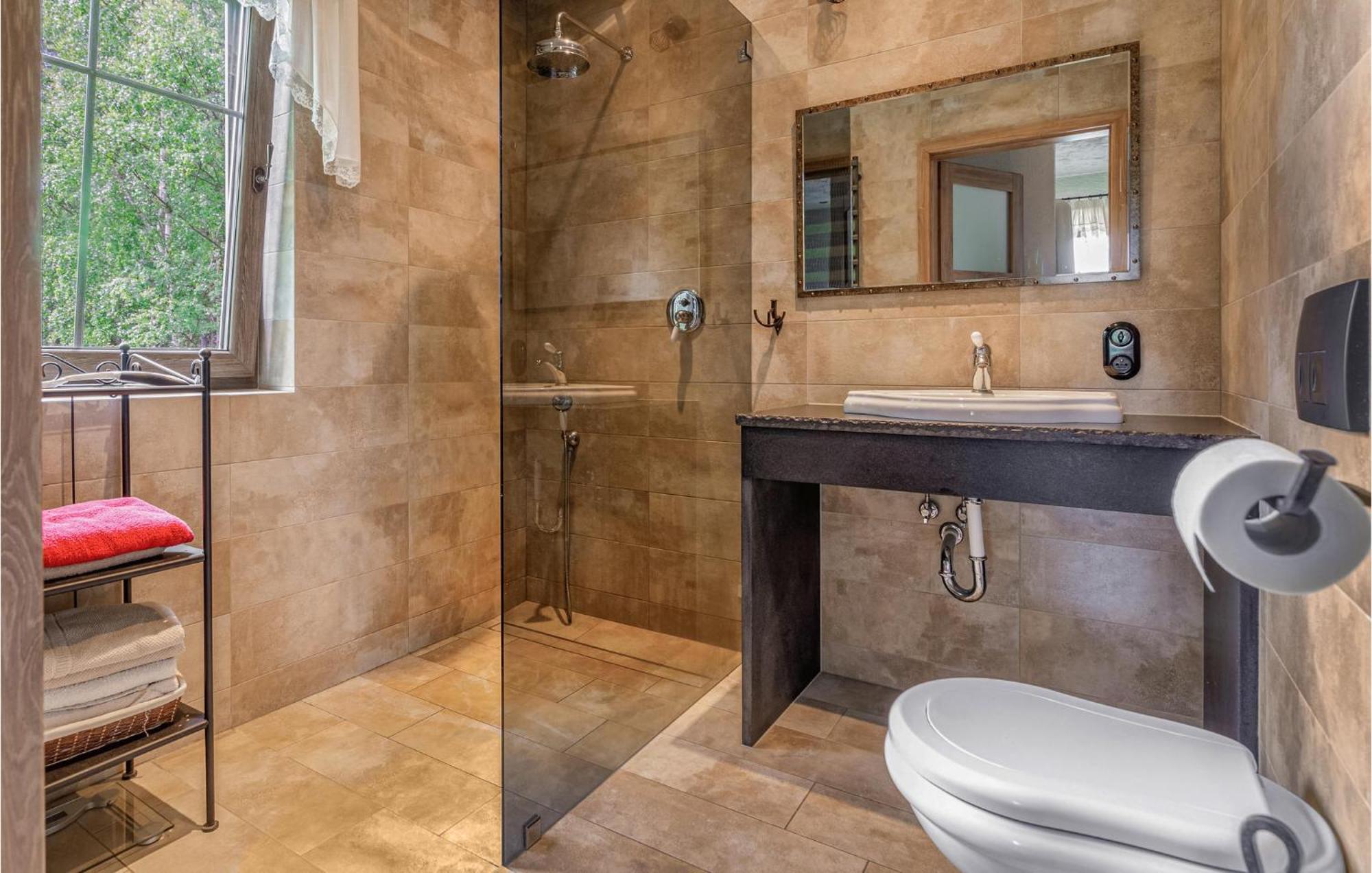 Amazing Home In Gniewino With Kitchen Buitenkant foto